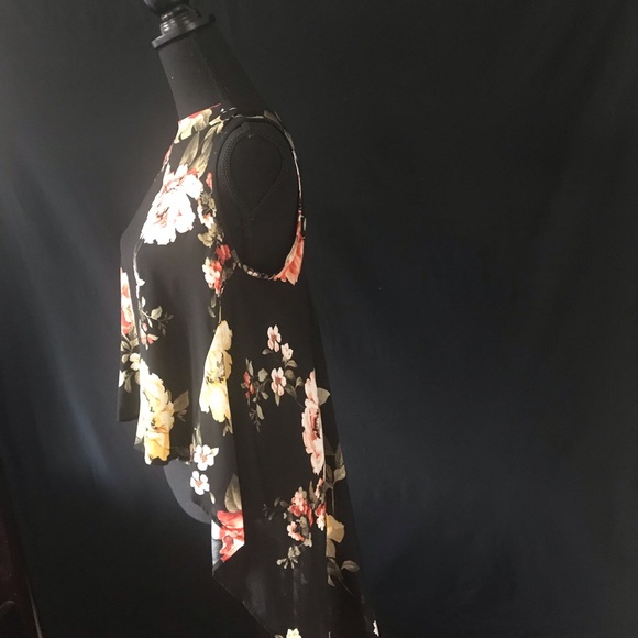 Floral high low Top (A20) - Picture 4 of 5